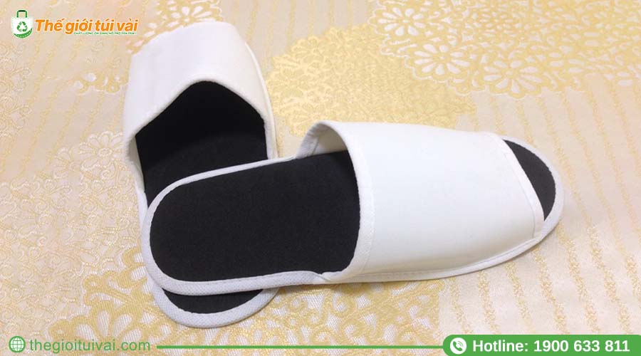 Dép lưu niệm giúp cá nhân hóa trải nghiệm khách hàng