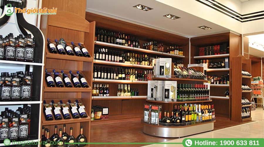 Kệ trưng bày thiết kế đúng chuẩn tạo cảm giác sang trọng