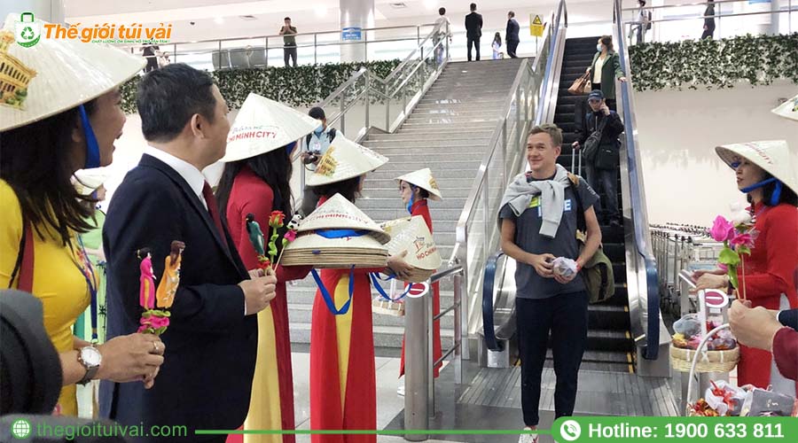 Tổ chức lễ đón tiếp thân thiện, chu đáo